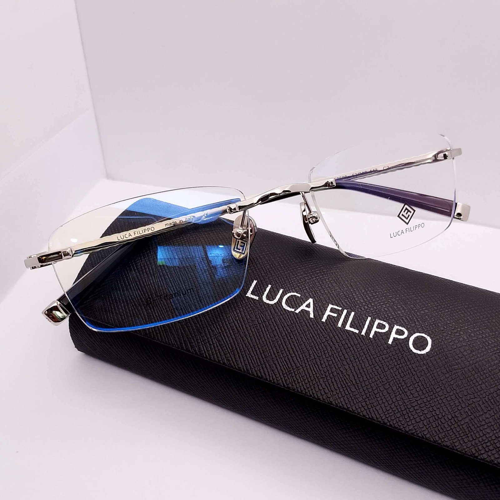 LF8508 Luca Filippo Titanium Rimless Silver eyeglasses — view 4 | Nine Optic Bangladesh